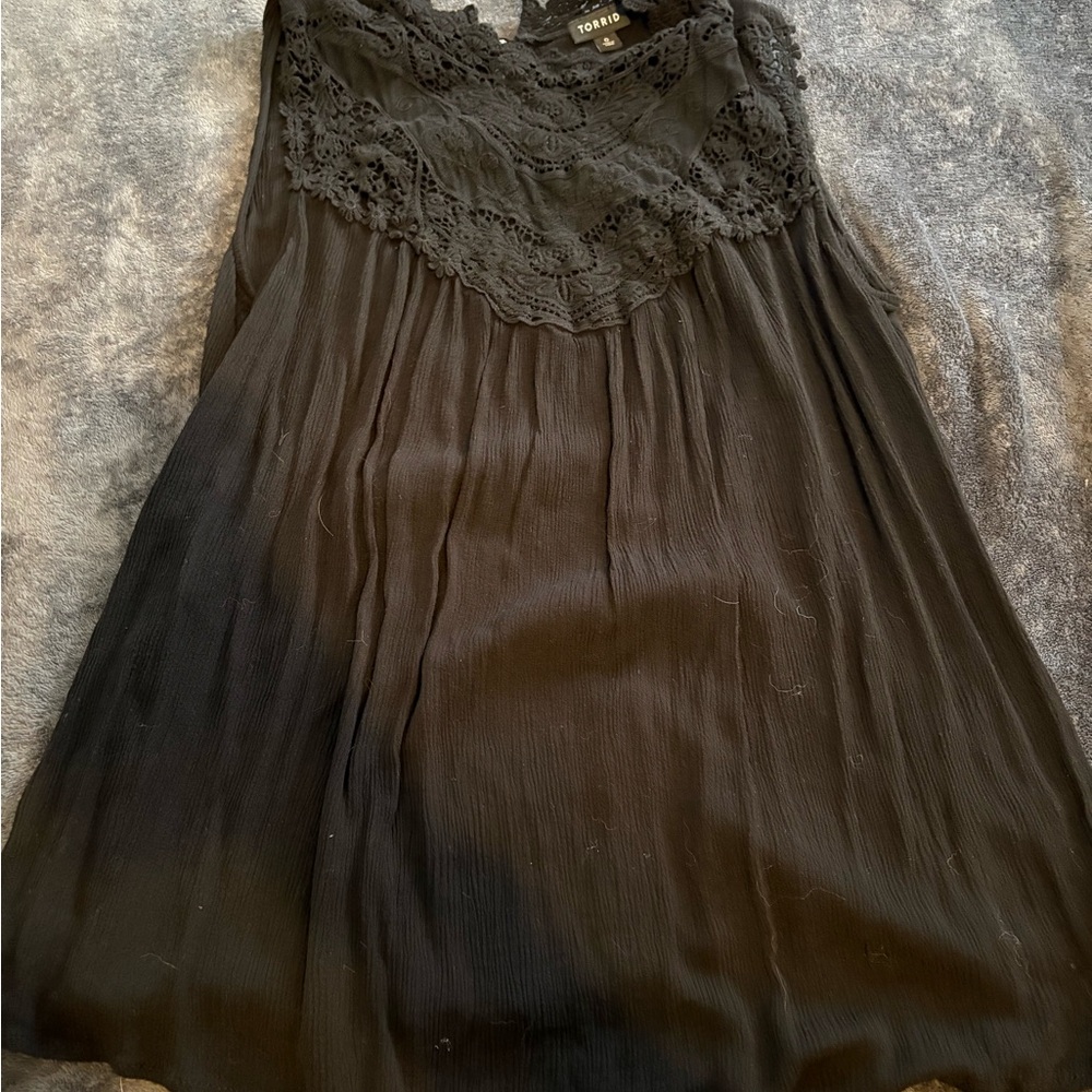 High neck sleeveless Blouse